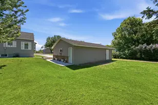 573 Stearns Ave E, Eden Valley, MN 55329 - Photo 44
