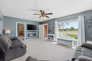 573 Stearns Ave E, Eden Valley, MN 55329 - Photo 16