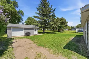 573 Stearns Ave E, Eden Valley, MN 55329 - Photo 56