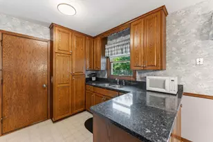 3645 Rolling View Dr, White Bear Lake, MN 55110 - Photo 8