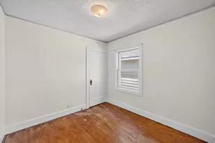 2711 W 9th St, Duluth, MN 55806 - Photo 6