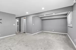 4143 Sylvia Ct, Shoreview, MN 55126 - Photo 24