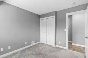 4143 Sylvia Ct, Shoreview, MN 55126 - Photo 18