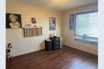 1615 30th Street NW #11, Bemidji, MN 56601 - Photo 4
