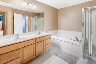 2033 Poppy Dr, Chanhassen, MN 55317 - Photo 30