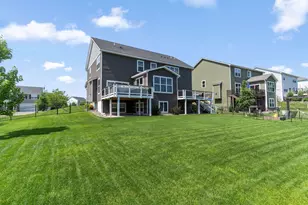 3863 Founders Path, Chaska, MN 55318 - Photo 2
