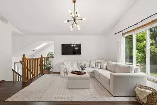 4876 Erickson Dr, New Hope, MN 55428 - Photo 8