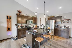 3569 Norway Dr S, Cambridge, MN 55008 - Photo 10