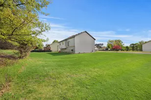 3569 Norway Dr S, Cambridge, MN 55008 - Photo 26