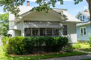 845 Rose Ave E, Saint Paul, MN 55106 - Photo 1