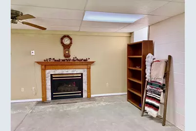 223 10th Avenue, Worthington, MN 56187 - Photo 26