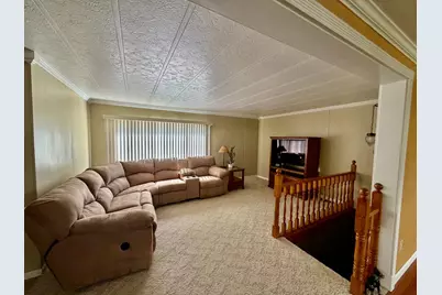 223 10th Avenue, Worthington, MN 56187 - Photo 10