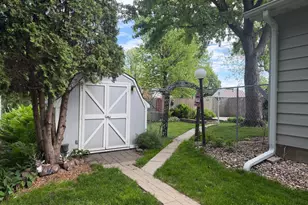 223 10th Ave, Worthington, MN 56187 - Photo 8