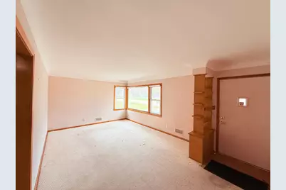 1186 Larpenteur Avenue E, Saint Paul, MN 55109 - Photo 10