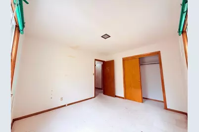 1186 Larpenteur Avenue E, Saint Paul, MN 55109 - Photo 18