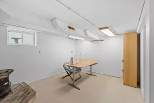 441 Saratoga Street S, Saint Paul, MN 55105 - Photo 32