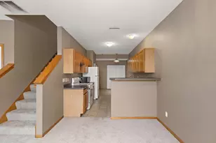 720 Princeton Ave, Shakopee, MN 55379 - Photo 12