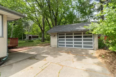 1751 Larpenteur Avenue E, Maplewood, MN 55109 - Photo 16