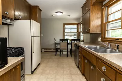 1751 Larpenteur Avenue E, Maplewood, MN 55109 - Photo 6