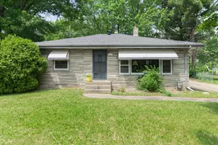1751 Larpenteur Ave E, Maplewood, MN 55109 - Photo 2