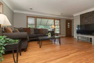 1751 Larpenteur Ave E, Maplewood, MN 55109 - Photo 4