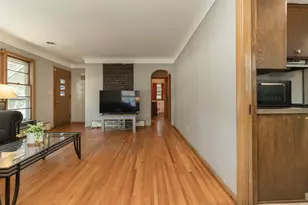1751 Larpenteur Ave E, Maplewood, MN 55109 - Photo 4