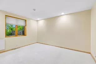 1805 Hampshire Ln N, Golden Valley, MN 55427 - Photo 36