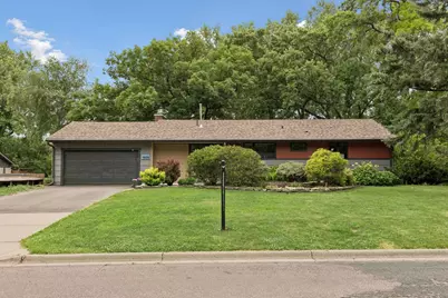 1805 Hampshire Lane N, Golden Valley, MN 55427 - Photo 1