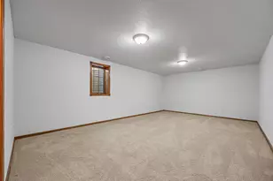 766 36th St S, Moorhead, MN 56560 - Photo 34
