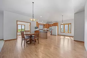 766 36th St S, Moorhead, MN 56560 - Photo 12
