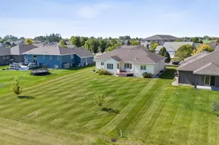 766 36th St S, Moorhead, MN 56560 - Photo 44