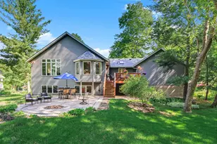 140 Dahlia St, Mahtomedi, MN 55115 - Photo 58