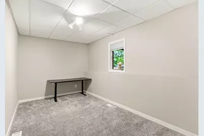 140 Dahlia Street, Mahtomedi, MN 55115 - Photo 46