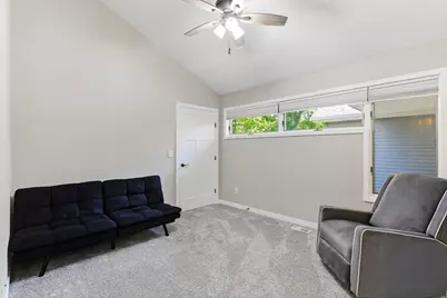 140 Dahlia Street, Mahtomedi, MN 55115 - Photo 22