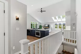 140 Dahlia St, Mahtomedi, MN 55115 - Photo 10