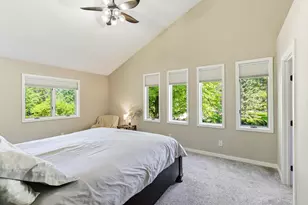 140 Dahlia St, Mahtomedi, MN 55115 - Photo 26