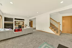 1900 Scenic Point Ln SW, Rochester, MN 55902 - Photo 24
