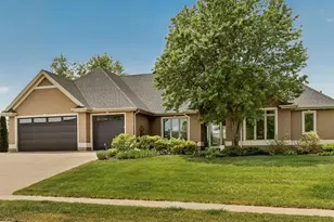 1900 Scenic Point Ln SW, Rochester, MN 55902 - Photo 2