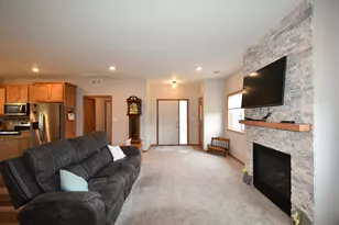 106 11th Street N, Goodhue, MN 55027 - Photo 8