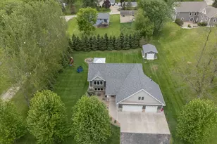 703 7th St W, Mantorville, MN 55955 - Photo 2