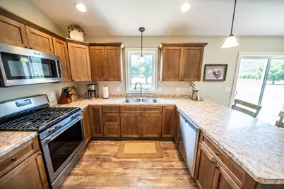 1118 21st St, Wabasha, MN 55981 - Photo 6