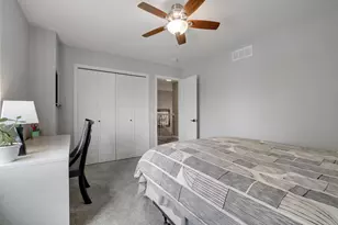 881 Kimberly Ln, Chanhassen, MN 55317 - Photo 24