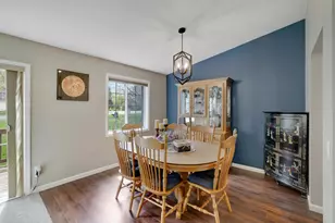 881 Kimberly Ln, Chanhassen, MN 55317 - Photo 10