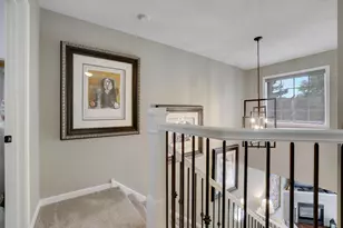 881 Kimberly Ln, Chanhassen, MN 55317 - Photo 16