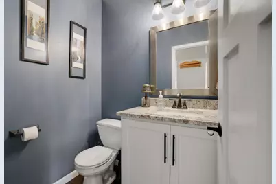 881 Kimberly Lane, Chanhassen, MN 55317 - Photo 14