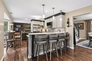689 Havenhill Rd, Eagan, MN 55123 - Photo 12