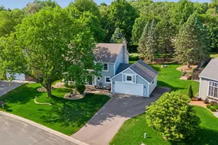 689 Havenhill Rd, Eagan, MN 55123 - Photo 2