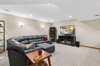 689 Havenhill Road, Eagan, MN 55123 - Photo 36