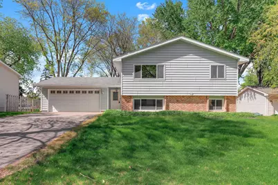 11724 67th Place N, Maple Grove, MN 55369 - Photo 1