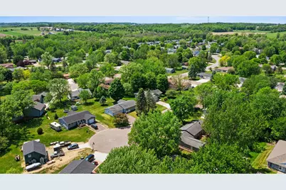 305 Spruce Drive, Woodville, WI 54028 - Photo 4